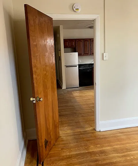 2035 Walnut St #3R — Photo 10
