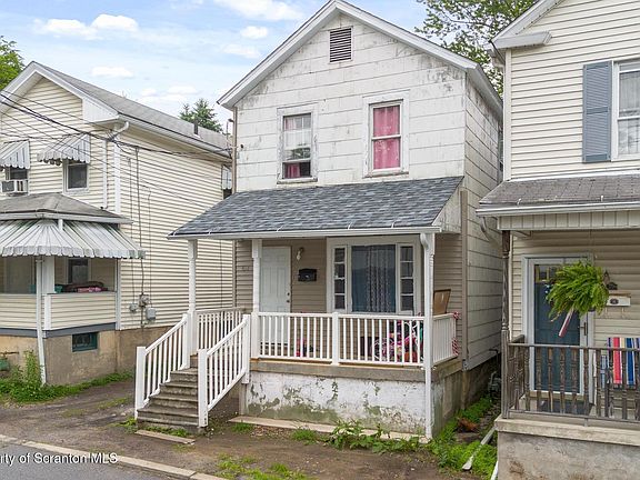 3rd image of 68 Lloyds Ln