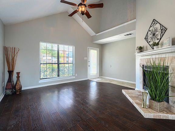 5th image of 4206 Phoenix Dr