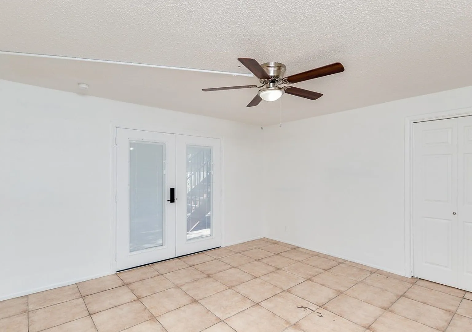 3319 North 32nd Street — Photo 4