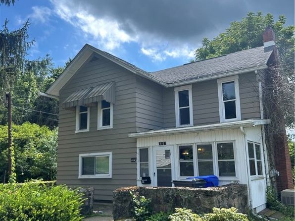 512 Elm St