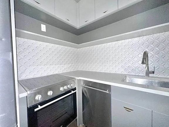 3rd image of 181 Greenpoint Ave #5