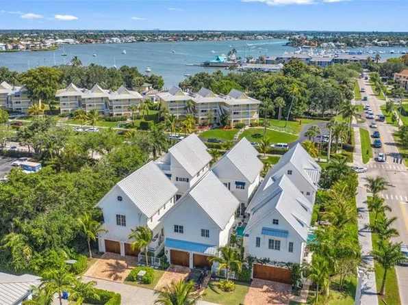 909 10th AVE S, NAPLES, FL 34102