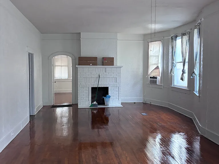 715 Spanish Town Rd #1 — Photo 17