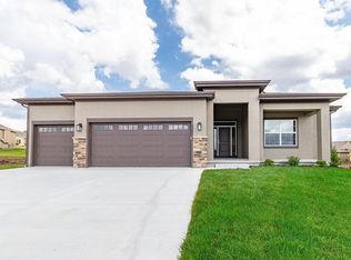 6305 Steeple Chase Ct, Lawrence, KS 66049