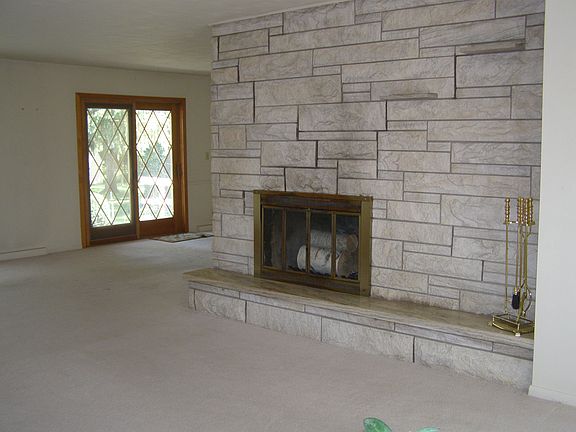 5th image of 616 Sunrise Dr