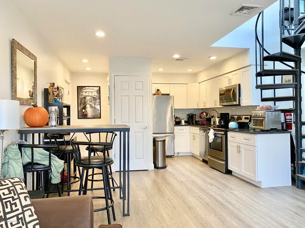 316 6th Ave APT 3F, Asbury Park, NJ 07712