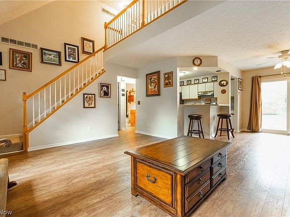 5th image of 783 Heath Ln