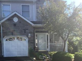 113 Springhill Dr, Morris Plains, NJ 07950