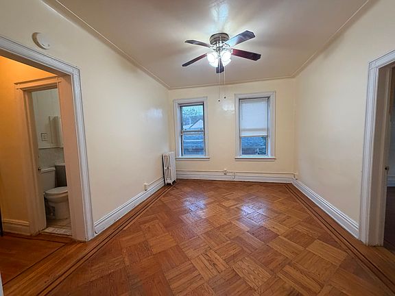 5th image of 894 Kennedy Blvd #33E