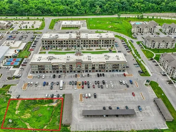 15425 Old Town Dr, Kansas City, MO 64152