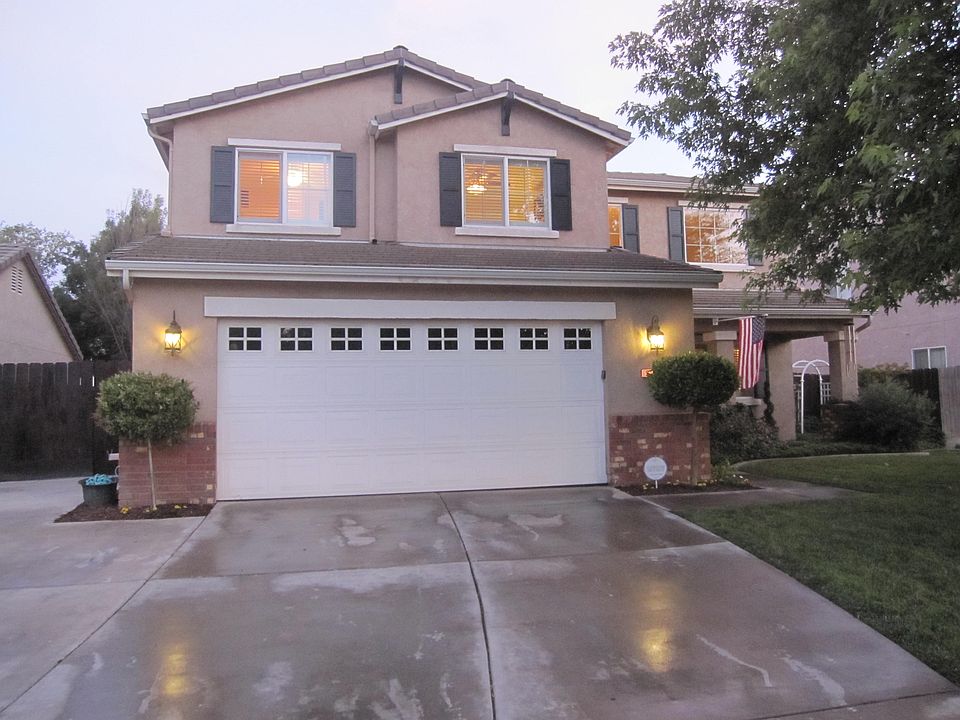 1st image of 2187 W Berkshire Ln