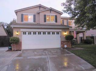 2187 W Berkshire Ln, Hanford, CA 93230