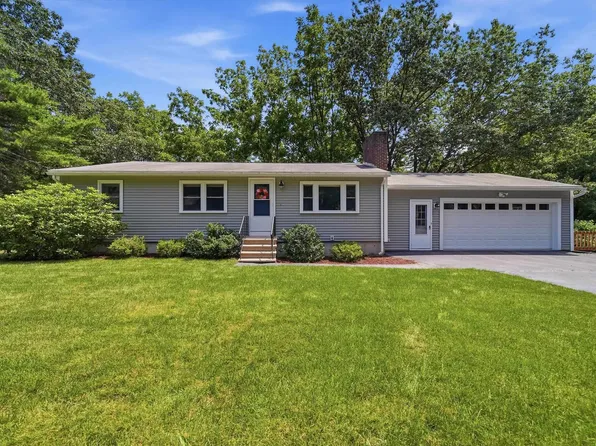 17 Parker Drive, Nashua, NH 03062