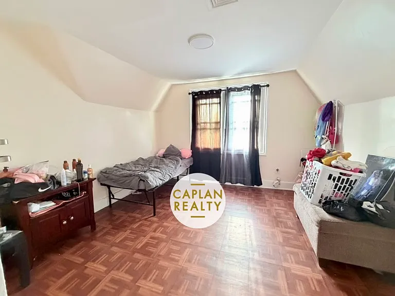 89 Sylvan Ave #3 — Photo 3