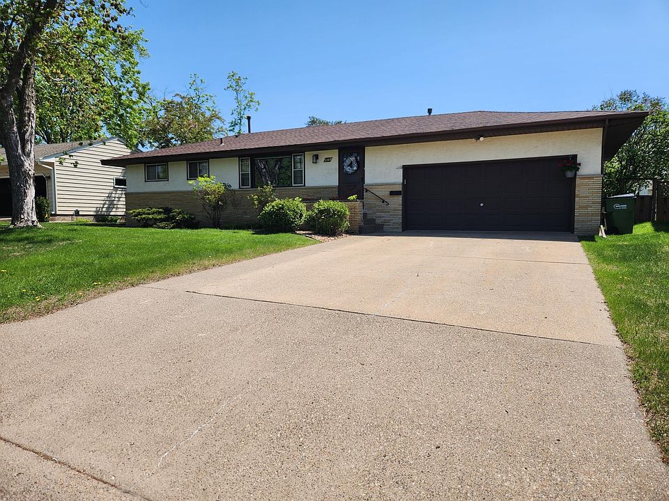 620 63rd Ave NE, Fridley, MN 55432 | Zillow