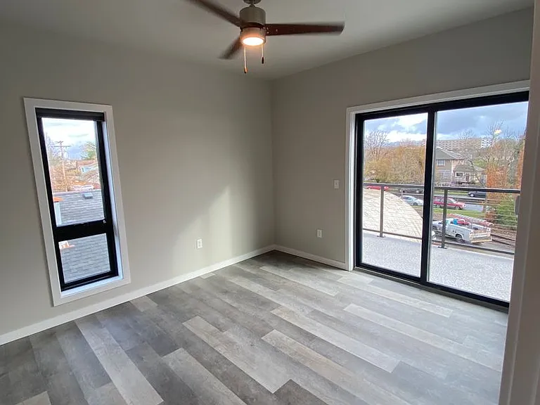 Booster Court — Photo 20