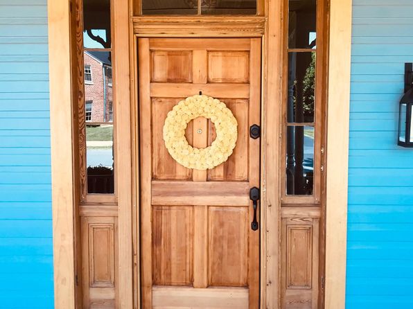 121 Academy St APT A