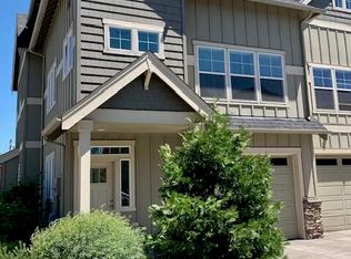 1044 SE Leonel Ln, Bend, OR 97702