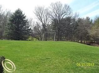 5308 Prairie Vw, Brighton, MI 48116