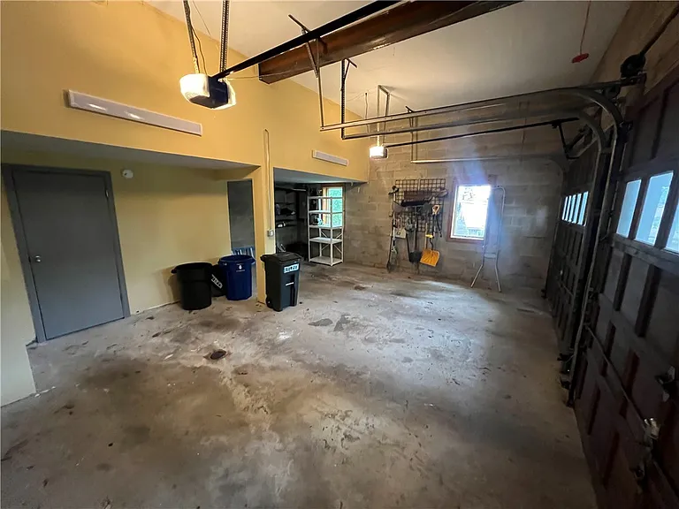 127 Westland Dr — Photo 30