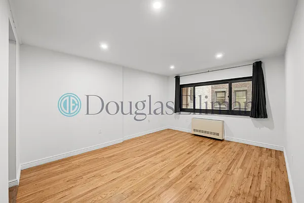 Rented by Douglas Elliman | media 2