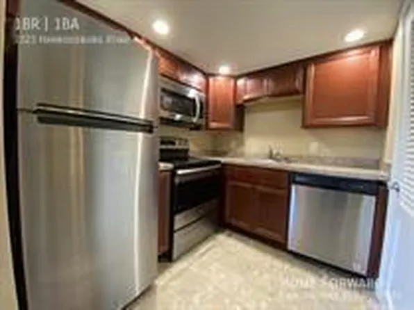 2323 Harrodsburg Rd APT 4, Lexington, KY 40504