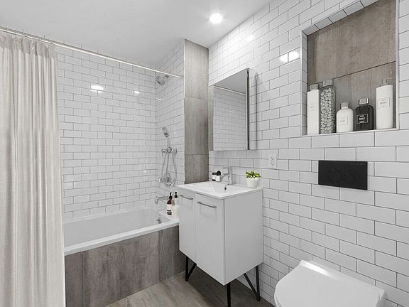5th image of 322 Menahan St #4C