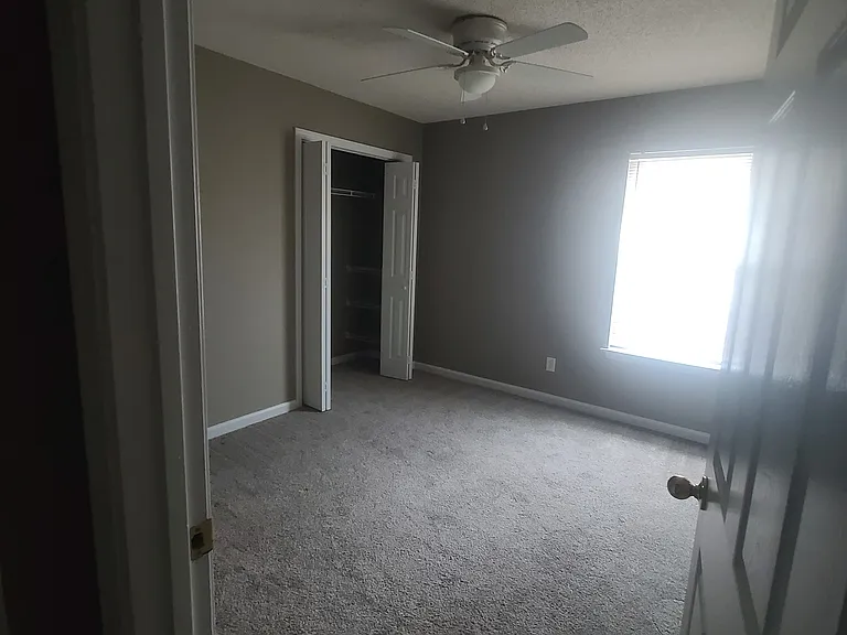 103 Foxwood Dr — Photo 21