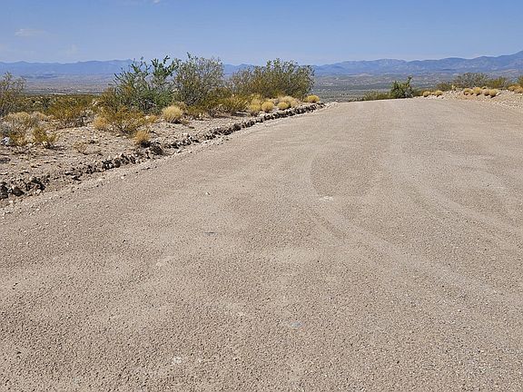 3rd image of 13995 E KNIGHT CREEK Road E #-
