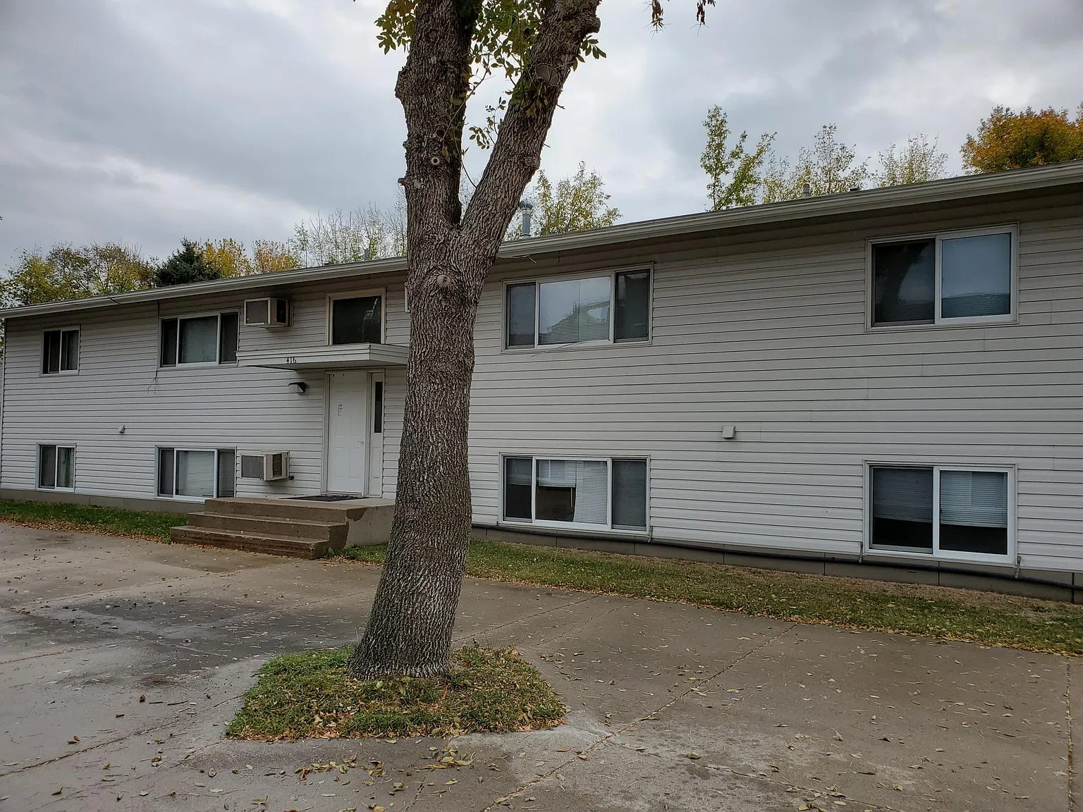 2 bed, 850 sqft, $750 — Photo 1