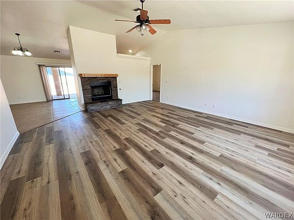 4th image of 3919 E Nicole Ave