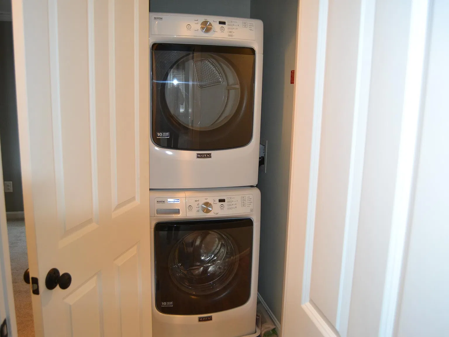 2 bed, 800 sqft, $2,050 — Photo 4