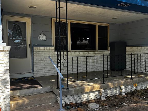 2nd image of 1002 Avenue B
