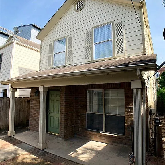 1013 Ruthven St — Photo 1