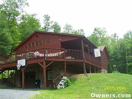 1st image of 753 Creekside Dr