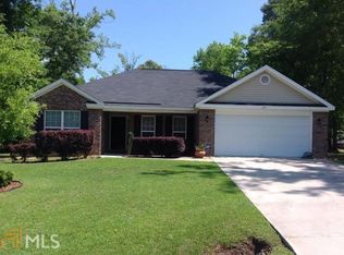 275 Creekside Cir, Ellabell, GA 31308