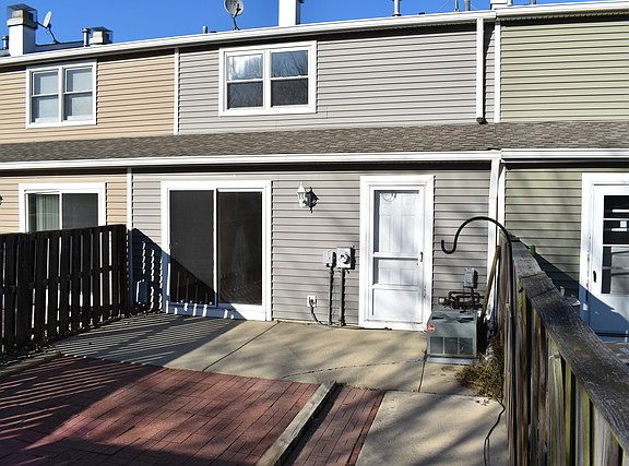 2nd image of 1909 Flintshire Dr