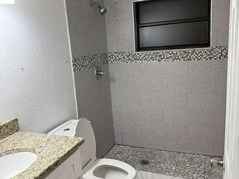8518 Woodlake Dr #1 — Photo 35