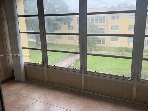 5890 NW 64th Ave, Fort Lauderdale, FL