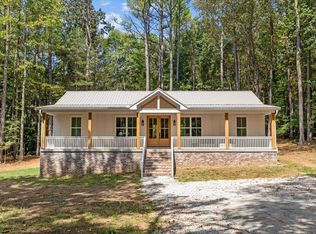 118 Long Rd, Charlotte, TN 37036