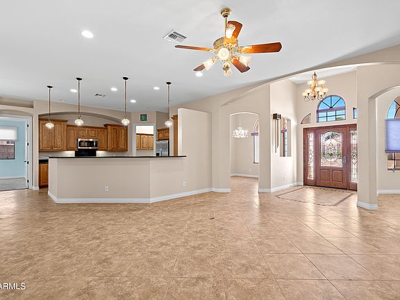 5th image of 2736 KNOLLRIDGE Drive
