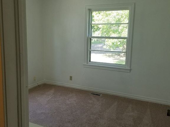 5th image of 313 N Peachtree St