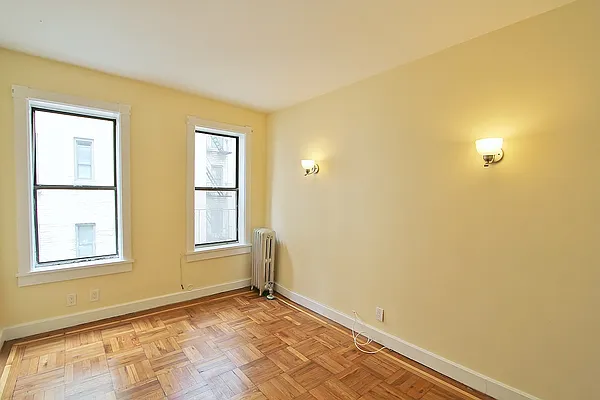 Rented by Julianna Realty Corp | media 22