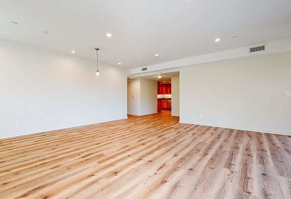 5th image of 1545 S Bentley Ave #302
