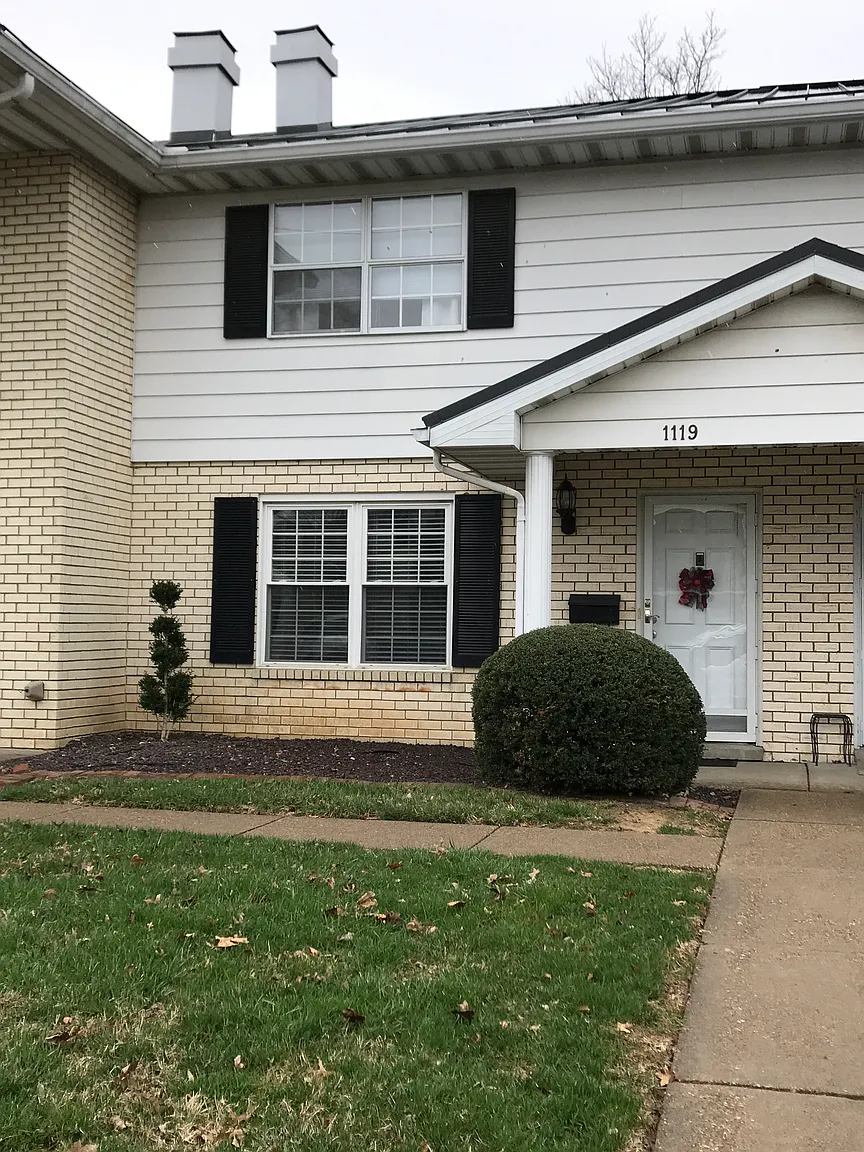 1119 Burdette Ave photo 1