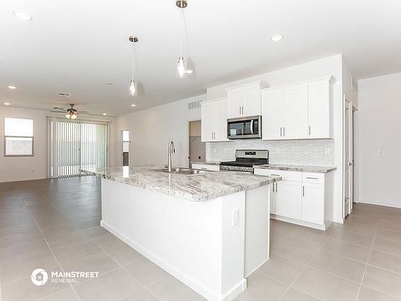 5th image of 40605 W Sunland Dr
