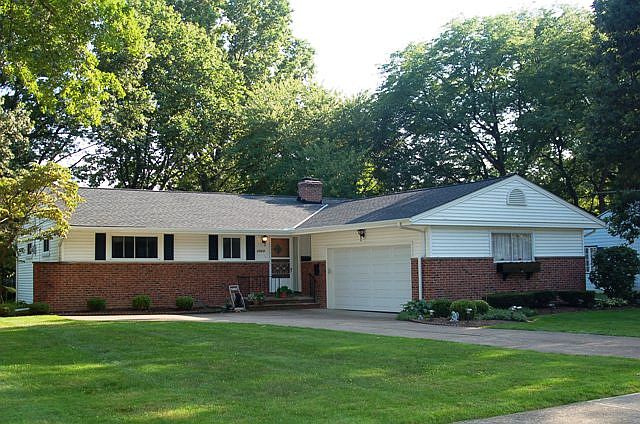 22617 Locust Lane  