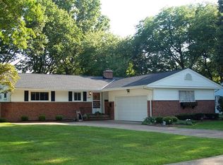 22617 Locust Ln, Rocky River, OH 44116