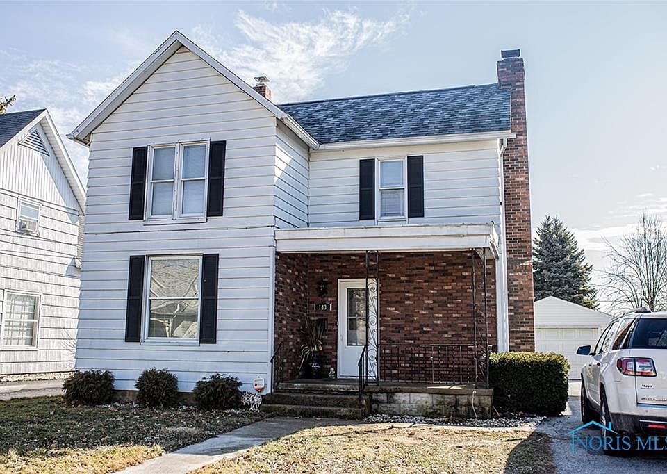 1st image of 143 Laquineo St